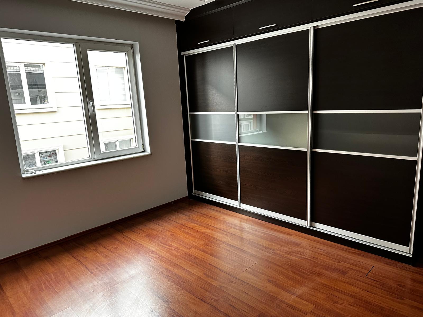 CUMHURİYET MH.'DE ATAPARKA 300 M MESAFEDE SATILIK DUBLEX DAİRE